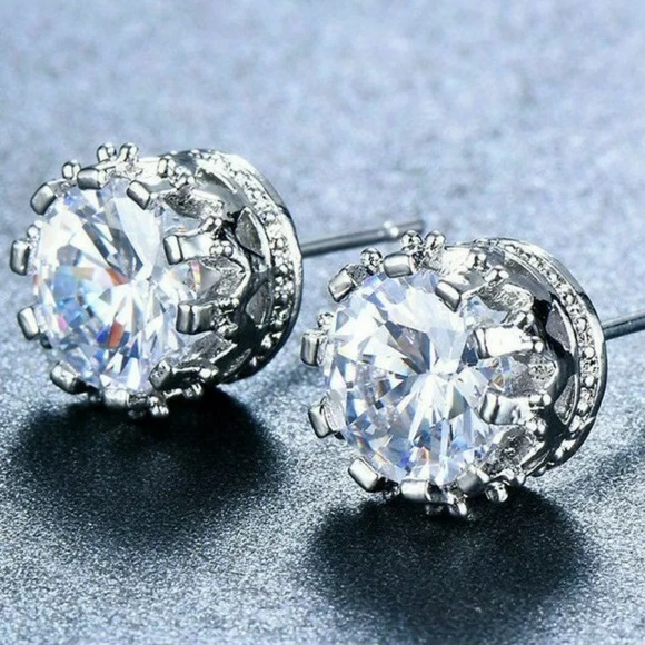 Swarovski Crystals Stud Earrings 14k White Gold, NICE EARRINGS, CUTE EARRINGS - Picture 2 of 8